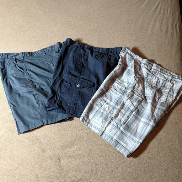 🌹Bundle🌹Great North West, Geoffrey Beene, George - Picture 5 of 5